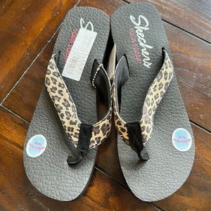 COPY - SKECHERS heeled sandals - NEW WITH TAGS